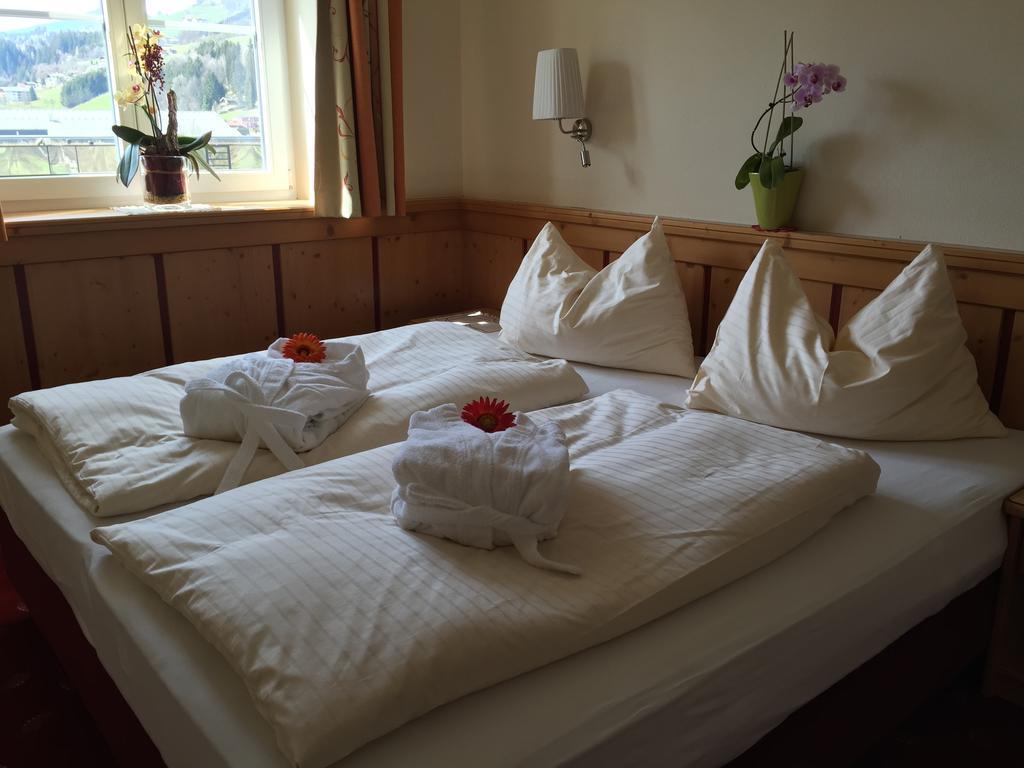 שטוהלפלדן Hotel Gasthof Schweizerhaus מראה חיצוני תמונה