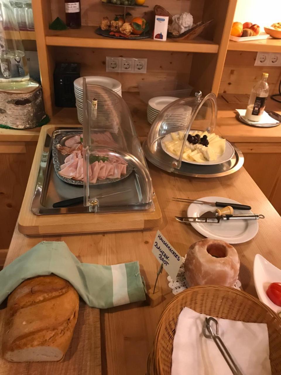 שטוהלפלדן Hotel Gasthof Schweizerhaus מראה חיצוני תמונה